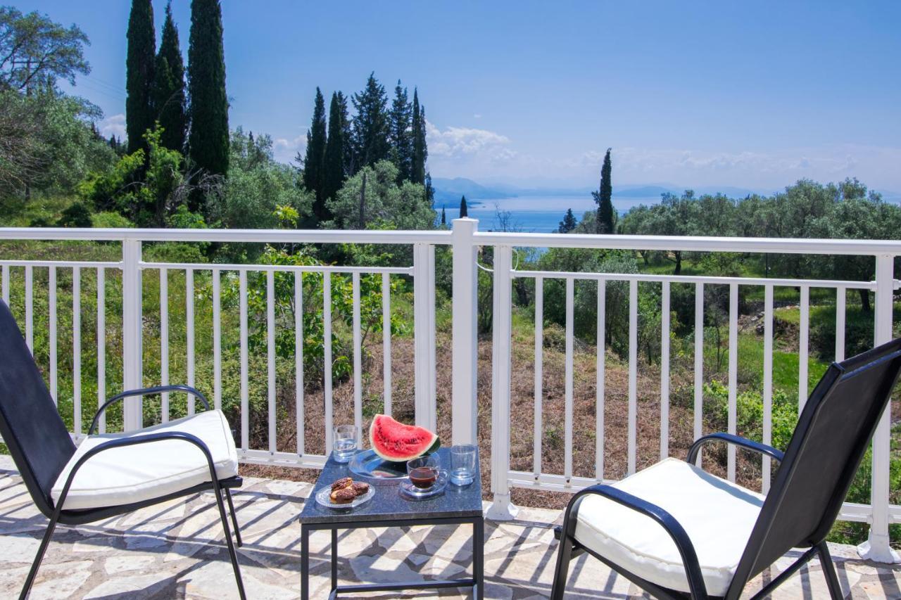 Grande Terra Villas With Swimming Pool Spartylas Exterior foto